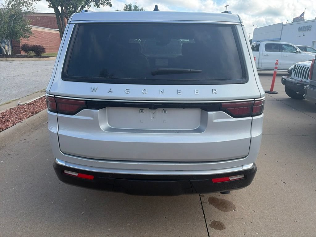 Used 2025 Jeep Wagoneer Series II AWD/4WD image 7