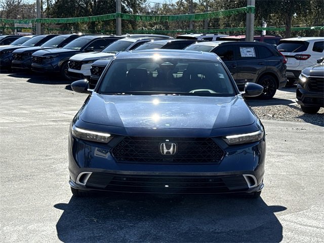 Used 2024 Honda Accord Touring image 4