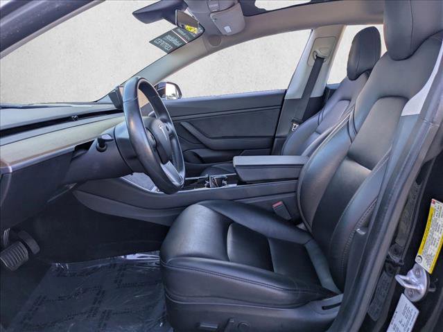 Used 2019 Tesla Model 3 Standard Range Plus image 18