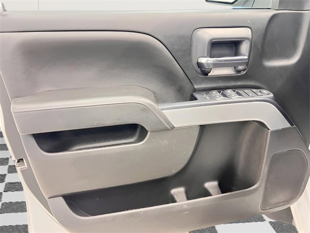 Used 2018 Chevrolet Silverado 1500 LT w/ All Star Edition image 10