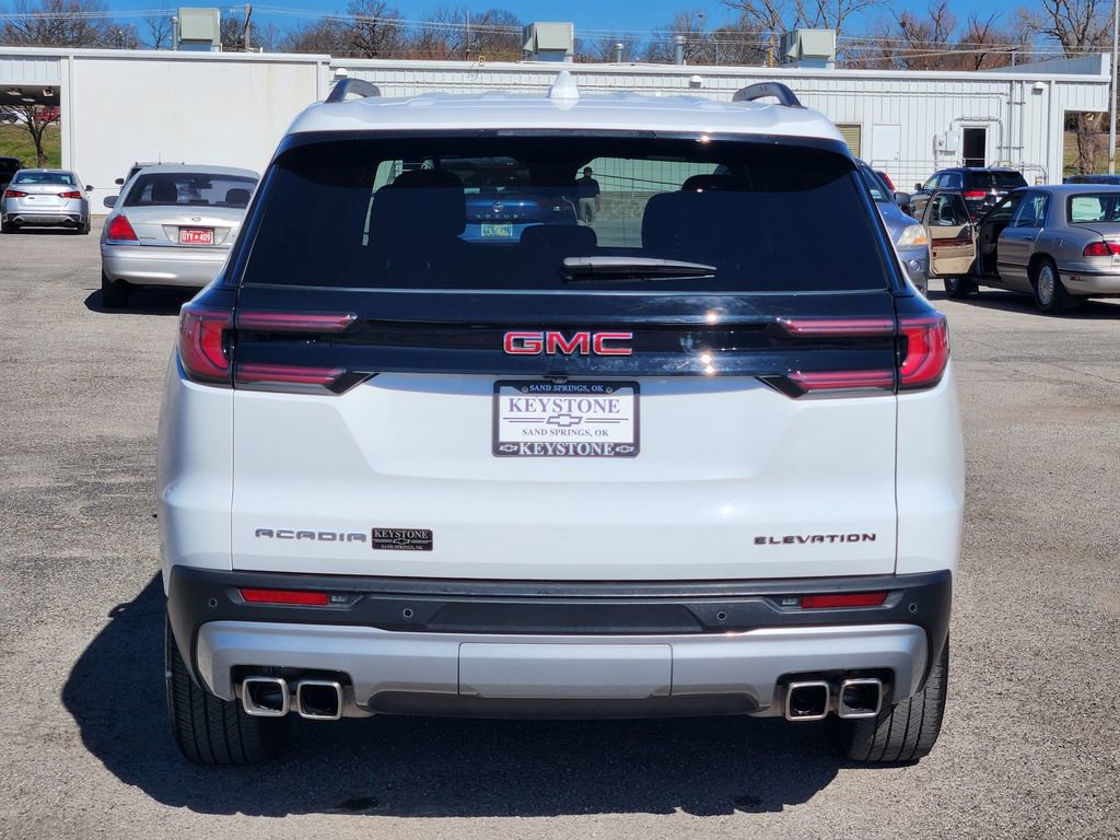 Used 2025 GMC Acadia Elevation image 6