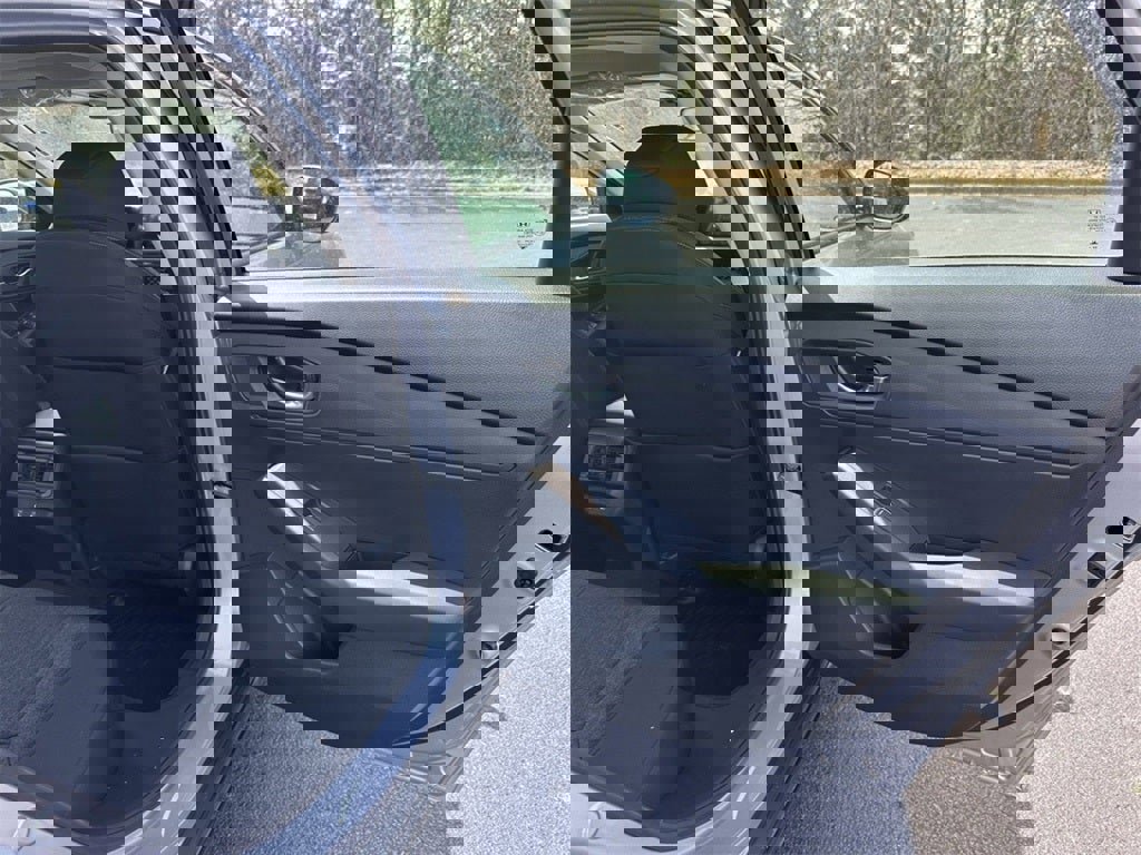 New 2025 Honda Accord SE image 17