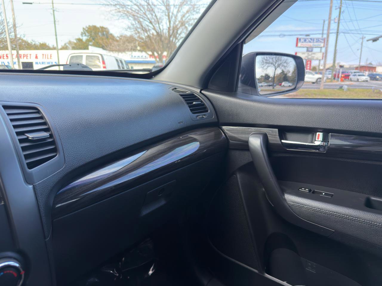 Used 2013 Kia Sorento LX w/ Convenience Pkg image 15