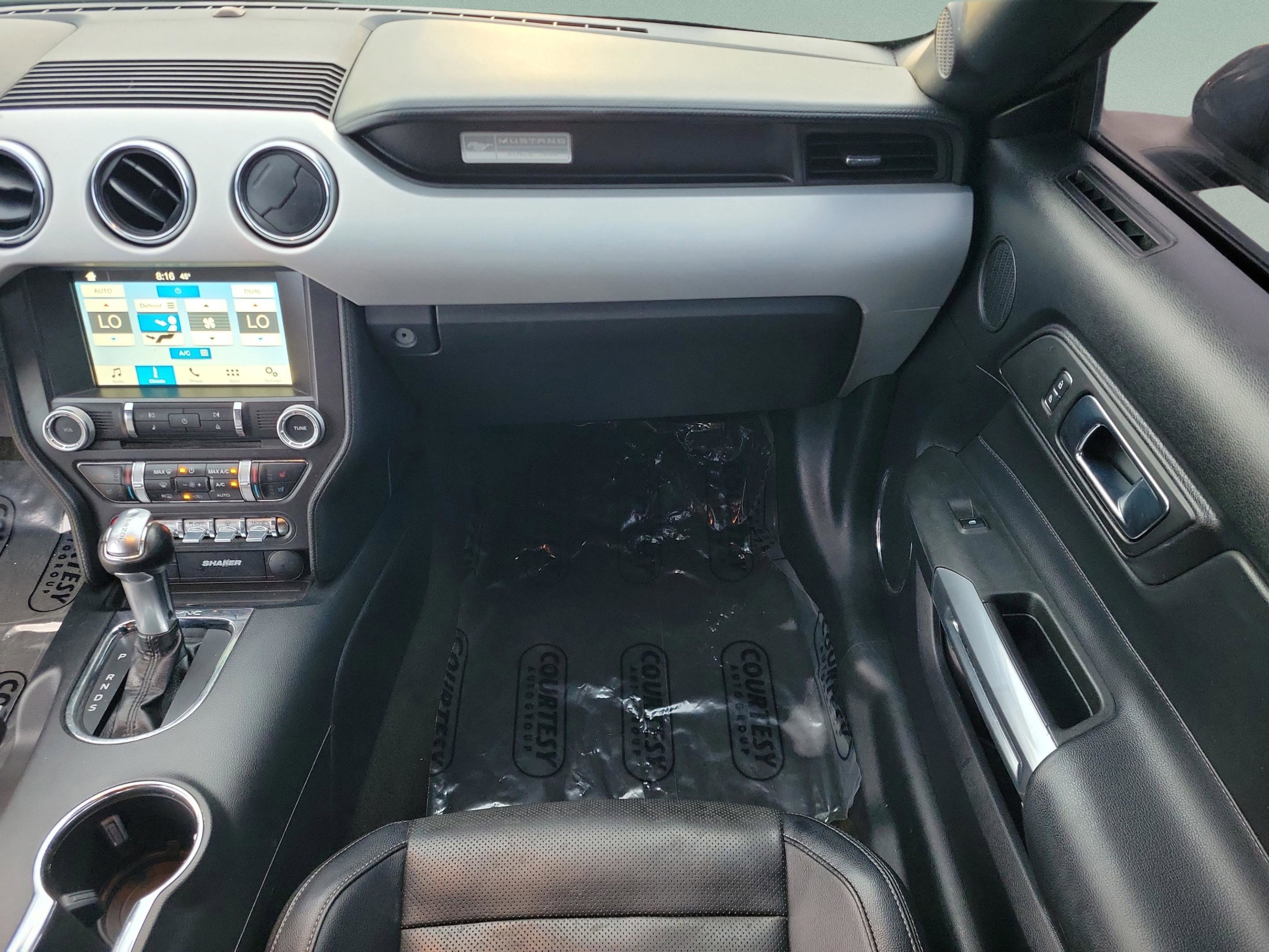 Used 2016 Ford Mustang Premium image 18