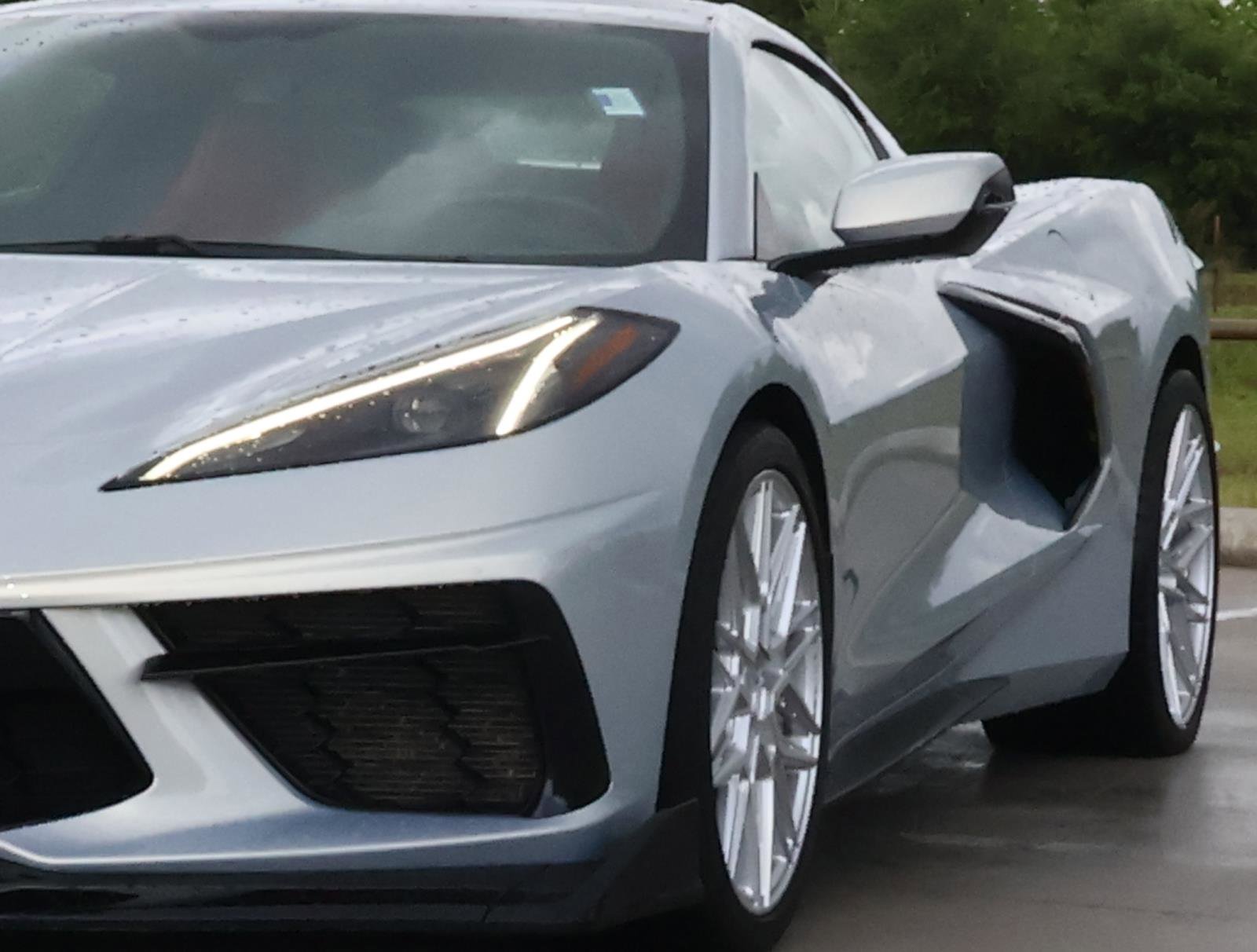 Used 2021 Chevrolet Corvette Stingray Coupe w/ 1LT RWD image 8