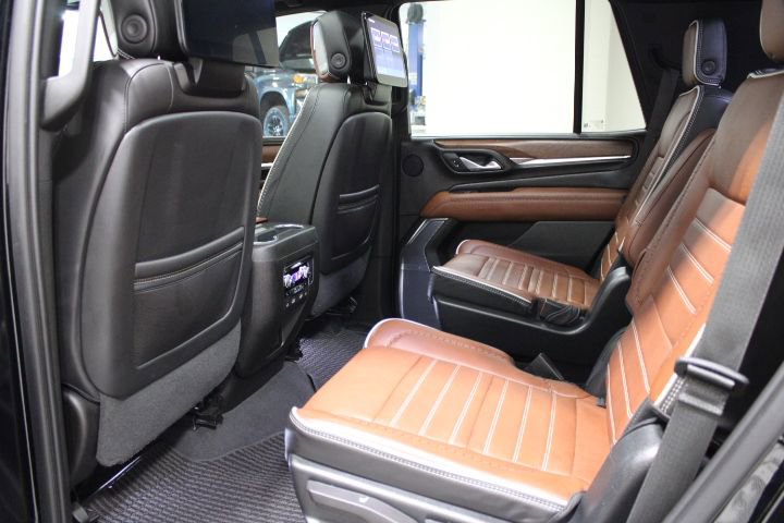 Used 2023 GMC Yukon Denali Ultimate image 24