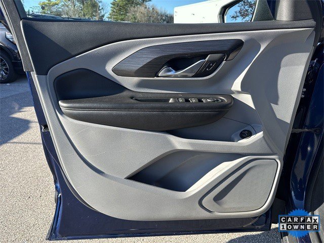 Used 2022 GMC Terrain SLE w/ Driver Convenience Package image 25