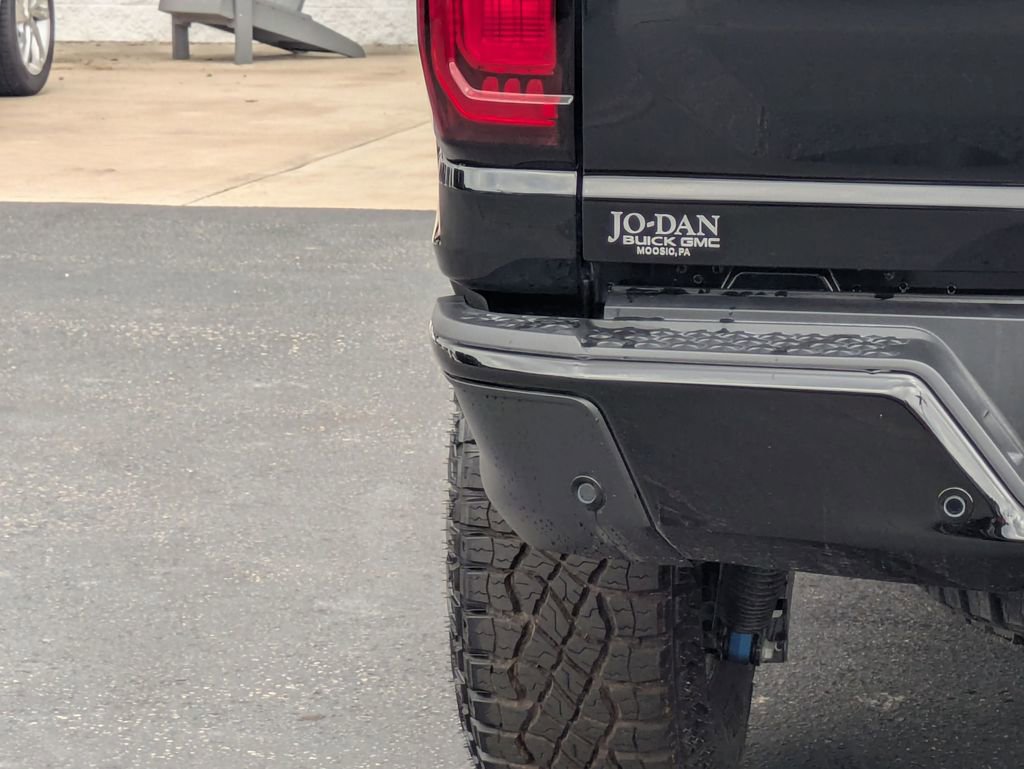 New 2025 GMC Canyon AT4 w/ AT4X Package image 25