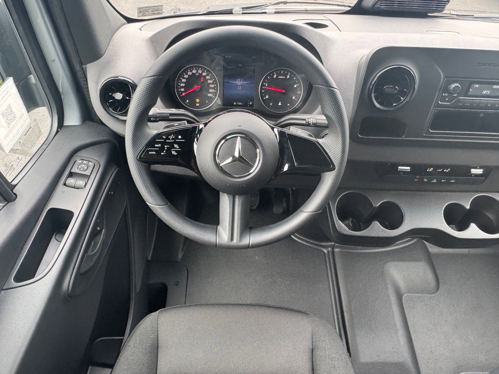 New 2025 Mercedes-Benz Sprinter 2500 image 8