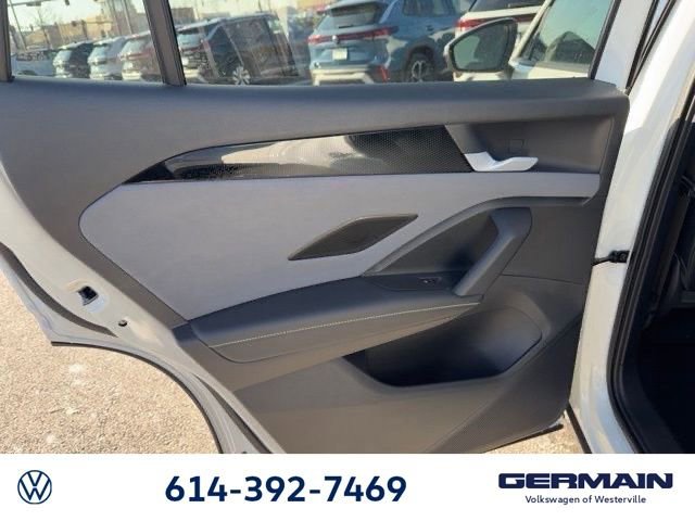 New 2026 Volkswagen Tiguan SE image 17