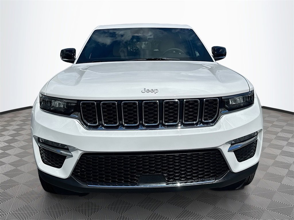 Used 2025 Jeep Grand Cherokee Limited image 2