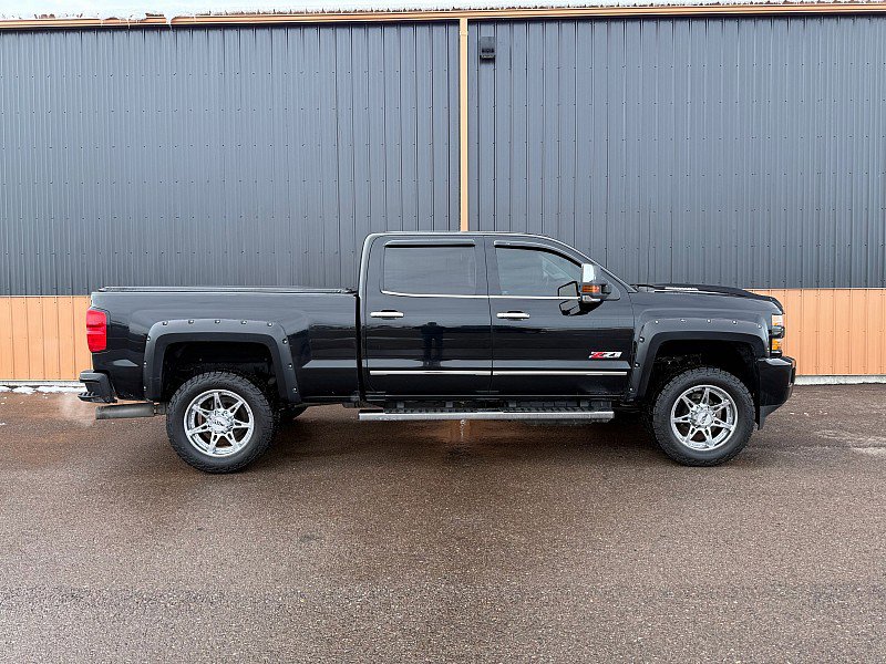Used 2017 Chevrolet Silverado 3500 LTZ w/ Duramax Plus Package AWD/4WD image 3