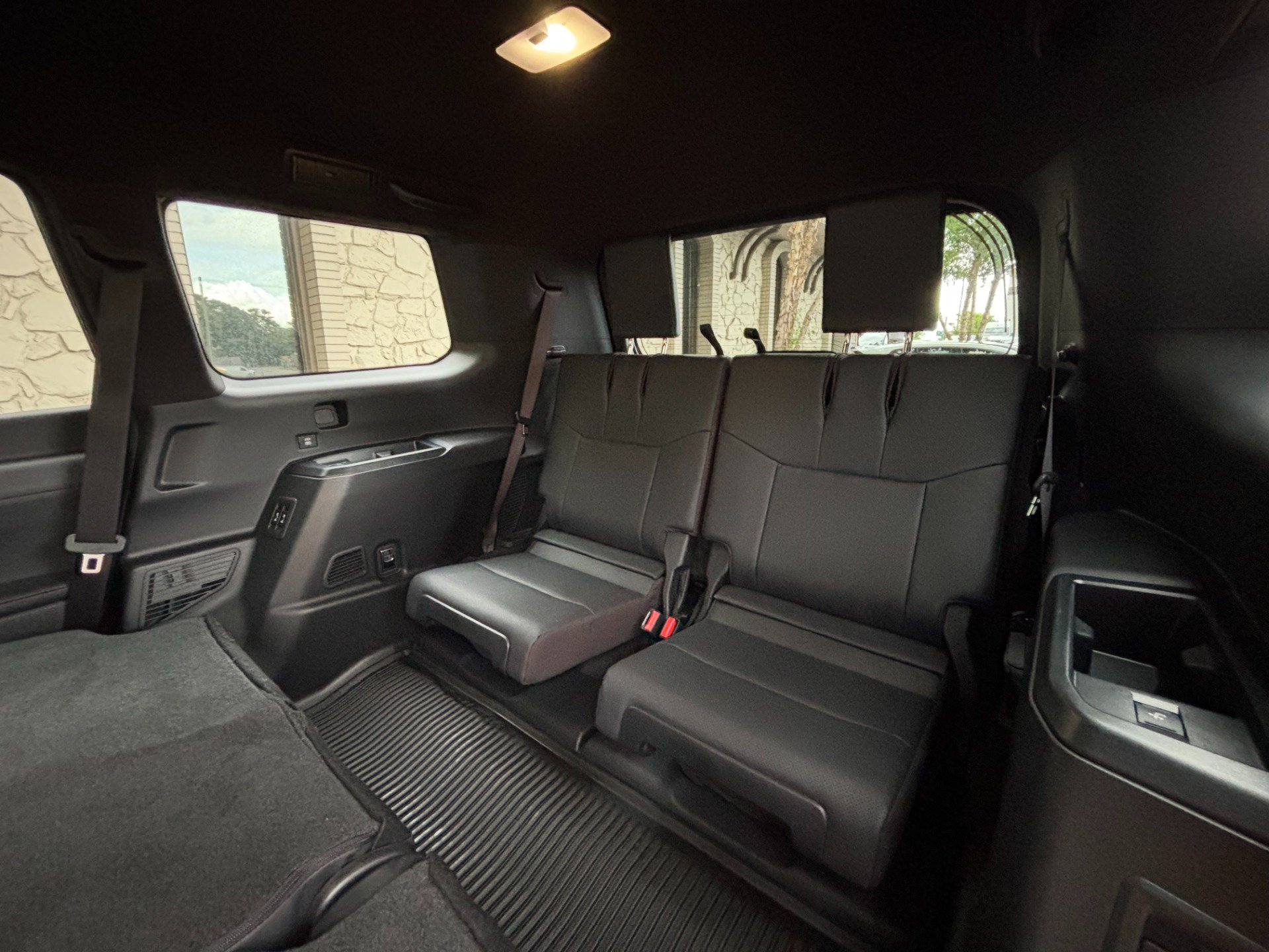 Used 2024 Lexus GX 550 w/ Accessory Package (Z1) AWD/4WD image 40