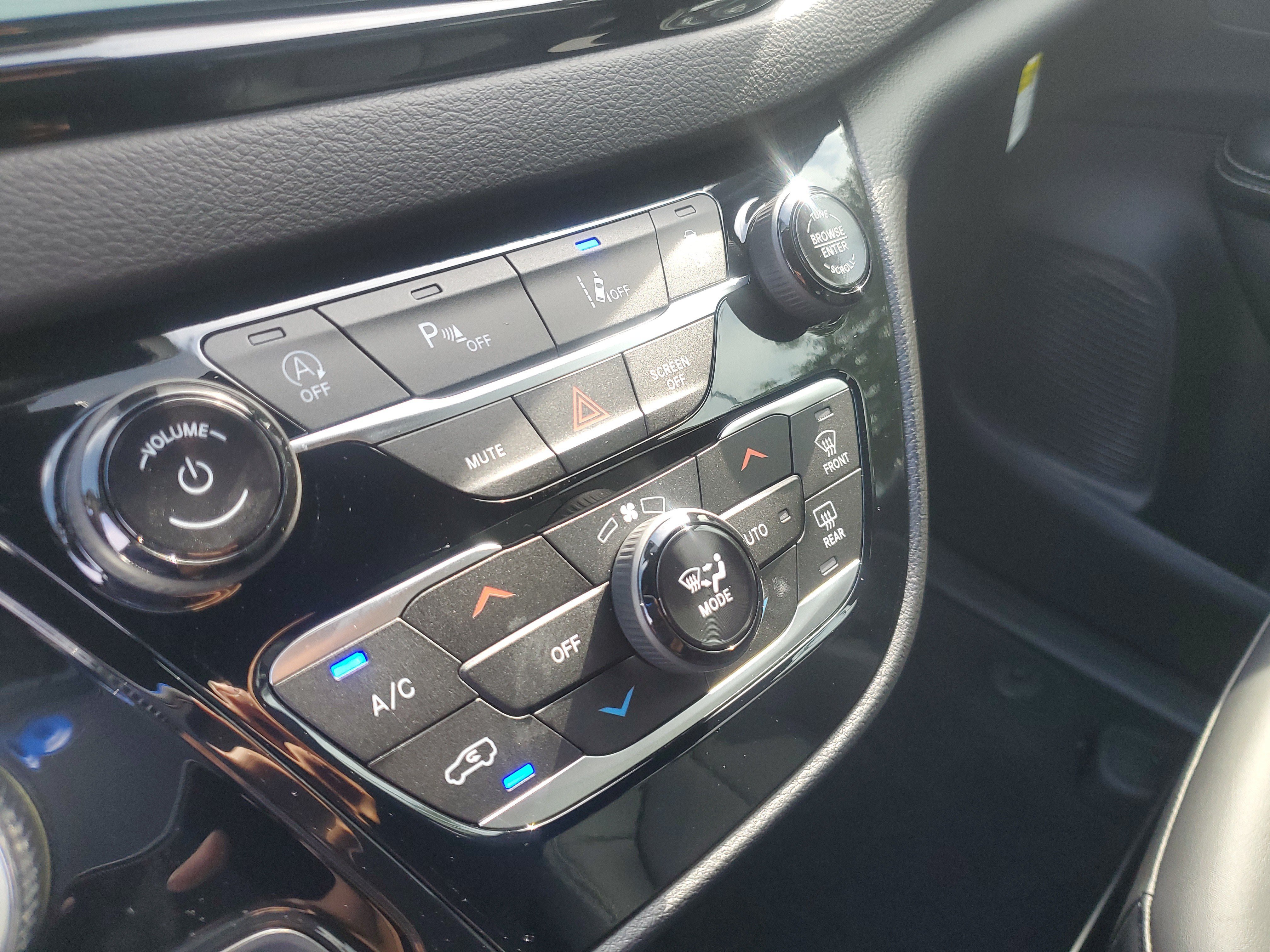 New 2027 Chrysler Pacifica LX FWD image 20