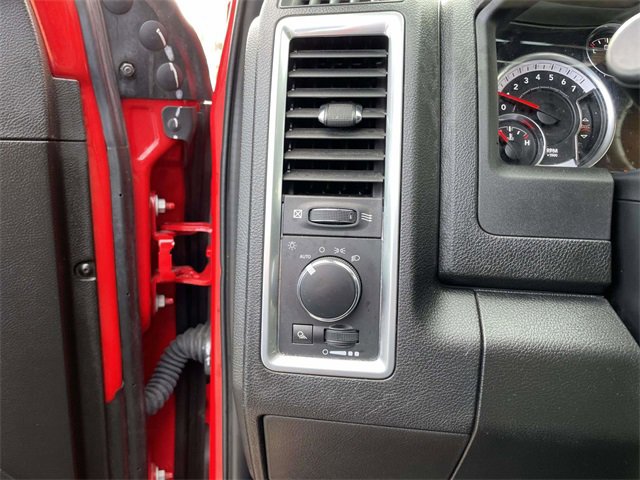 Used 2021 RAM 1500 Classic Warlock w/ Luxury Group image 21