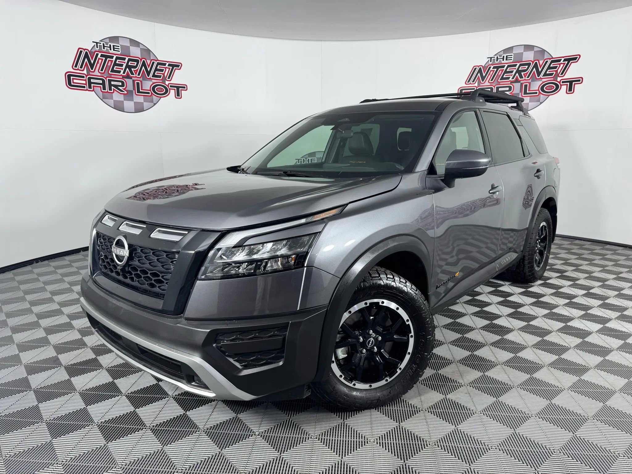 Used 2025 Nissan Pathfinder Rock Creek image 1