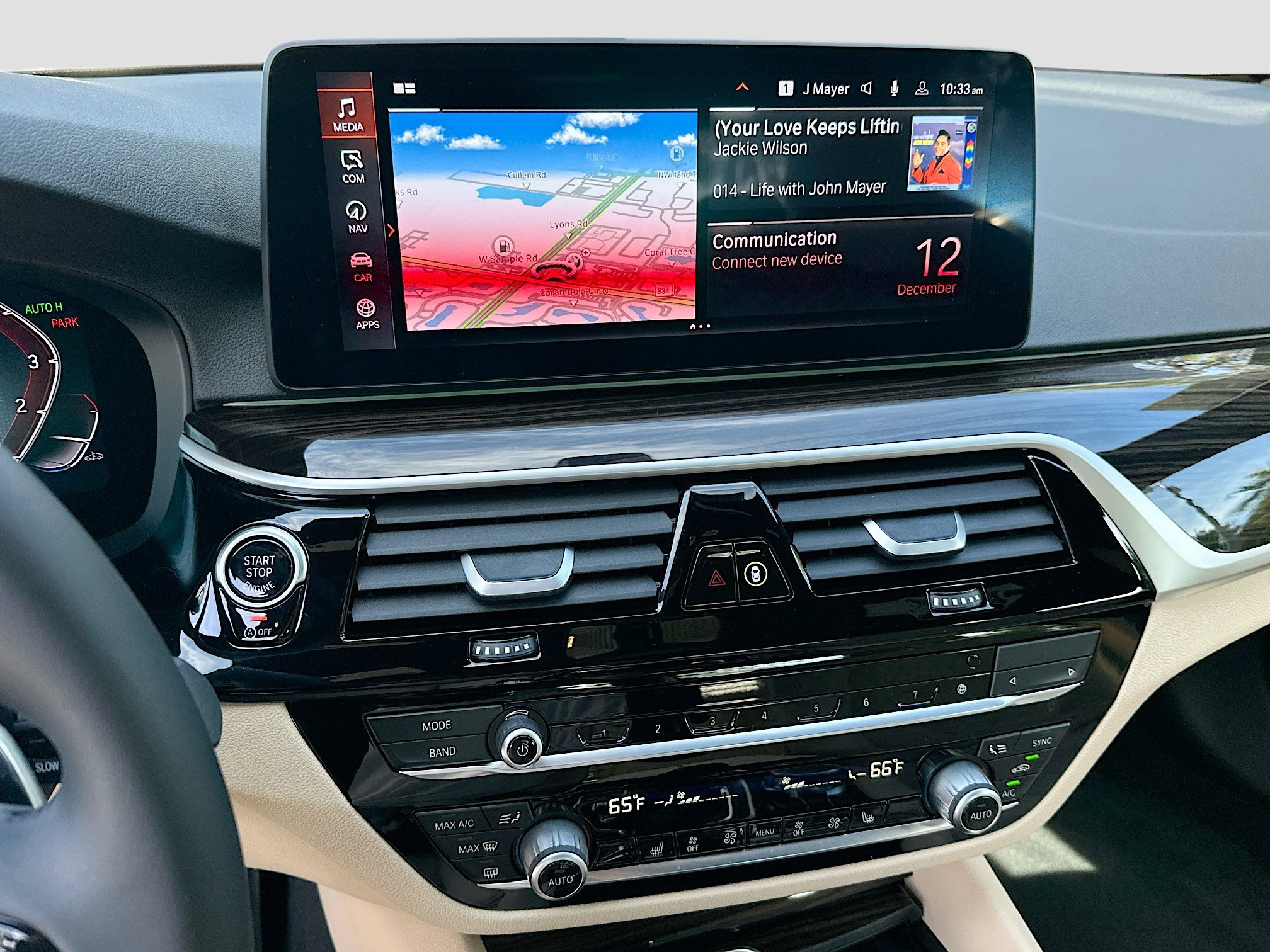 Certified 2023 BMW 530i w/ Premium Package image 13