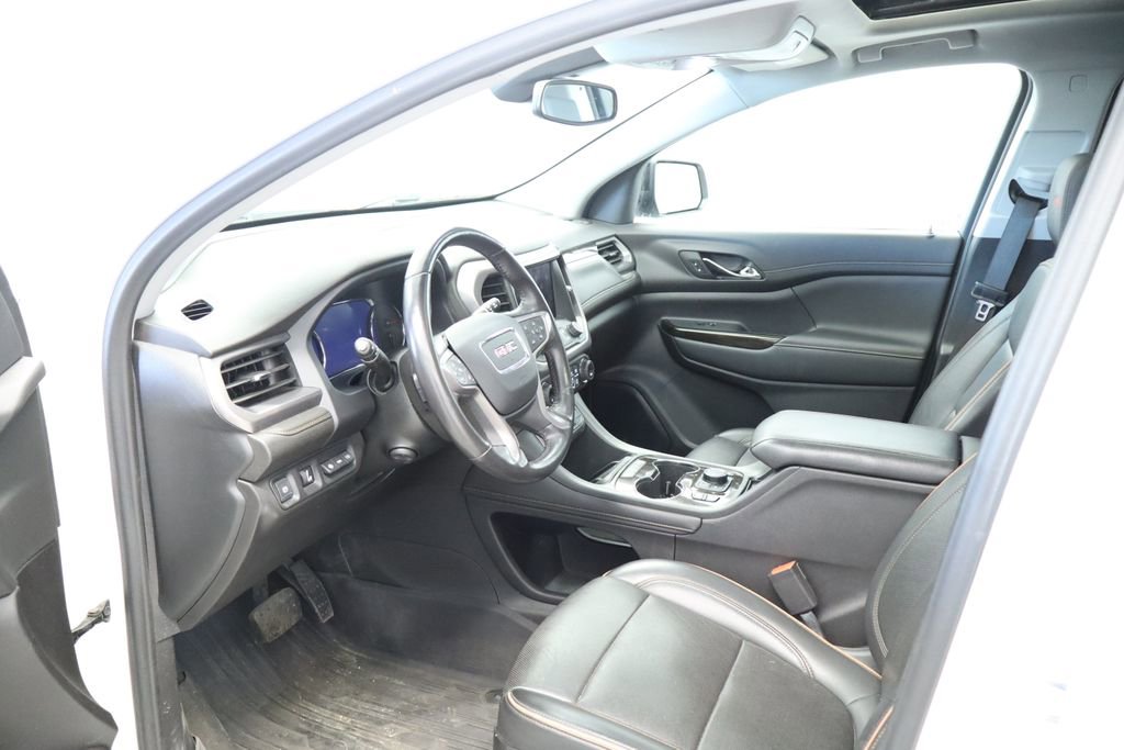 Used 2022 GMC Acadia AT4 w/ Technology Package AWD/4WD image 30