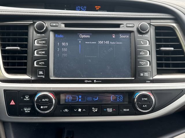 Used 2014 Toyota Highlander Limited AWD/4WD image 29