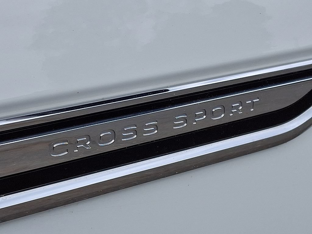 Certified 2024 Volkswagen Atlas Cross Sport SE w/ Panoramic Sunroof Package AWD/4WD image 36