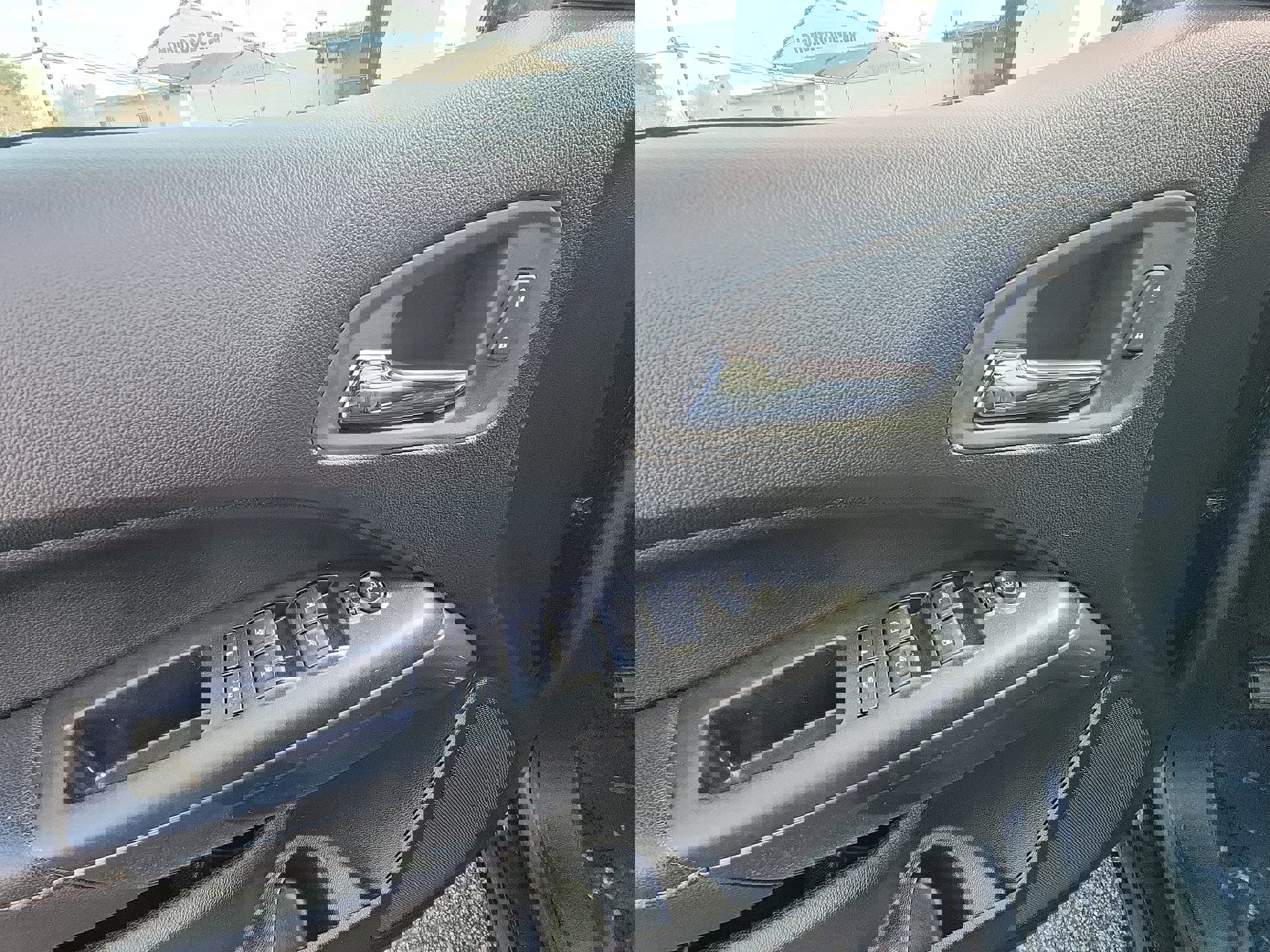 Used 2021 GMC Canyon AT4 w/ Driver Alert Package image 15