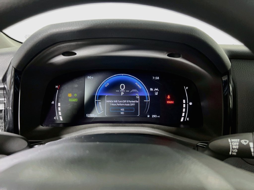 Used 2025 Toyota Camry LE FWD image 18
