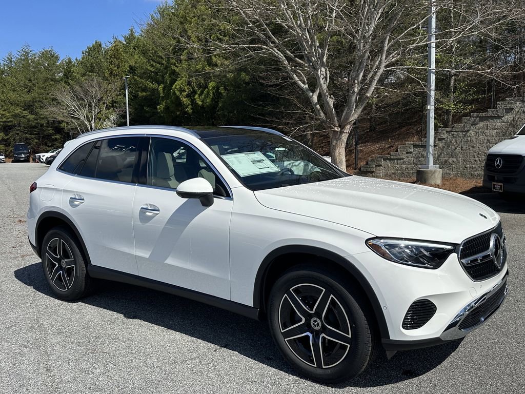 New 2026 Mercedes-Benz GLC 300 4MATIC image 2