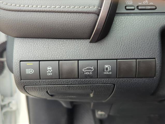Certified 2024 Toyota Camry SE FWD image 13