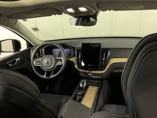 Certified 2026 Volvo XC60 B5 Plus AWD/4WD image 13
