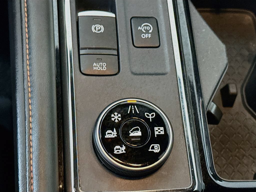 Certified 2024 Nissan Pathfinder Rock Creek AWD/4WD image 11