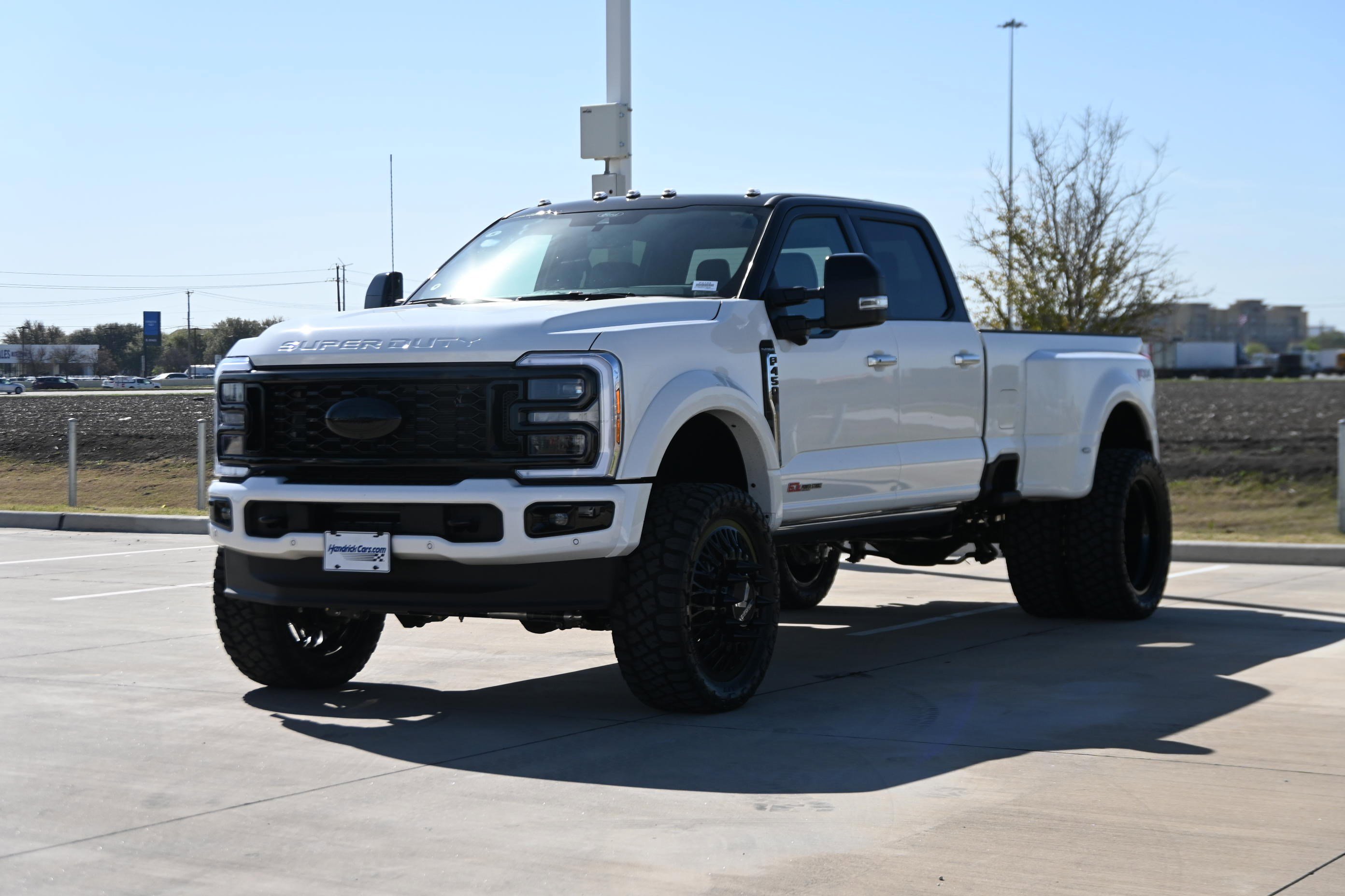 Used 2026 Ford F450 Platinum w/ Platinum Plus Package image 41