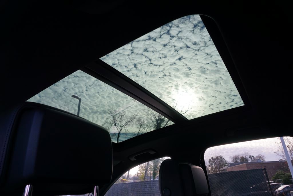 Used 2022 Audi Q3 2.0T Premium image 16