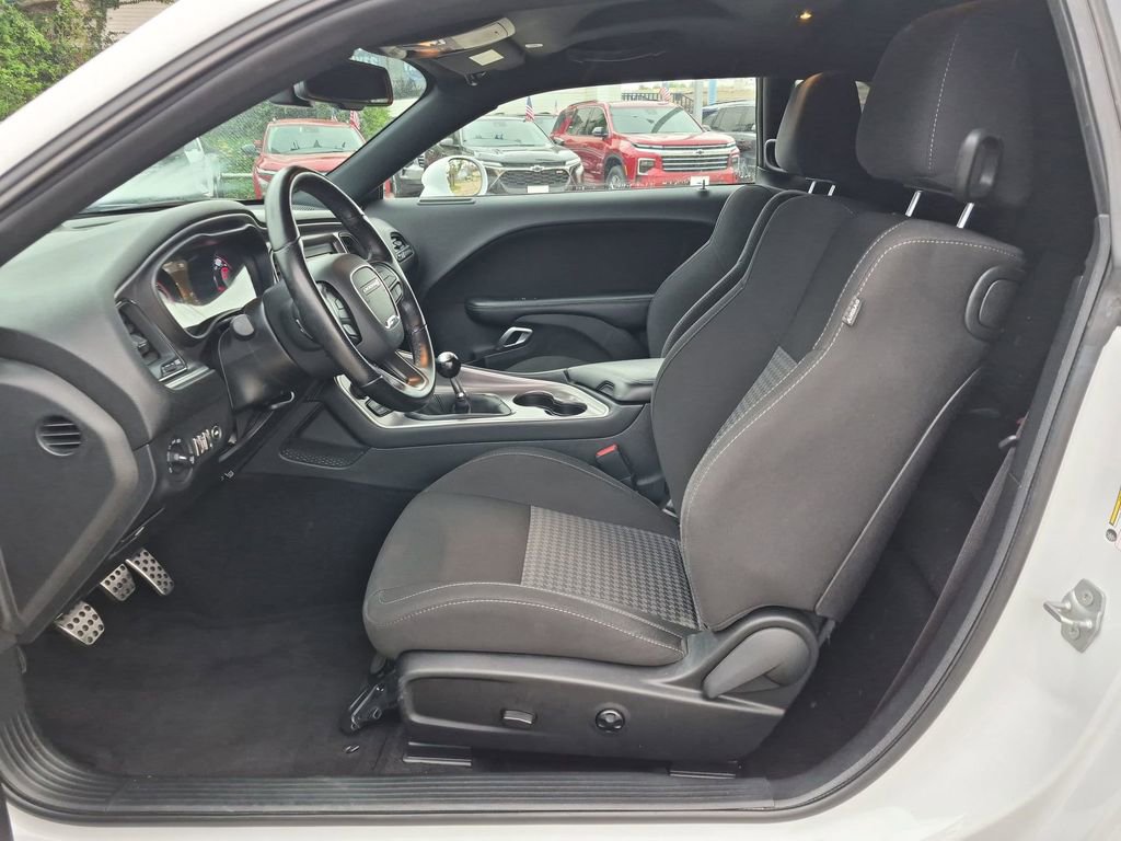 Used 2021 Dodge Challenger R/T w/ Blacktop Package image 11