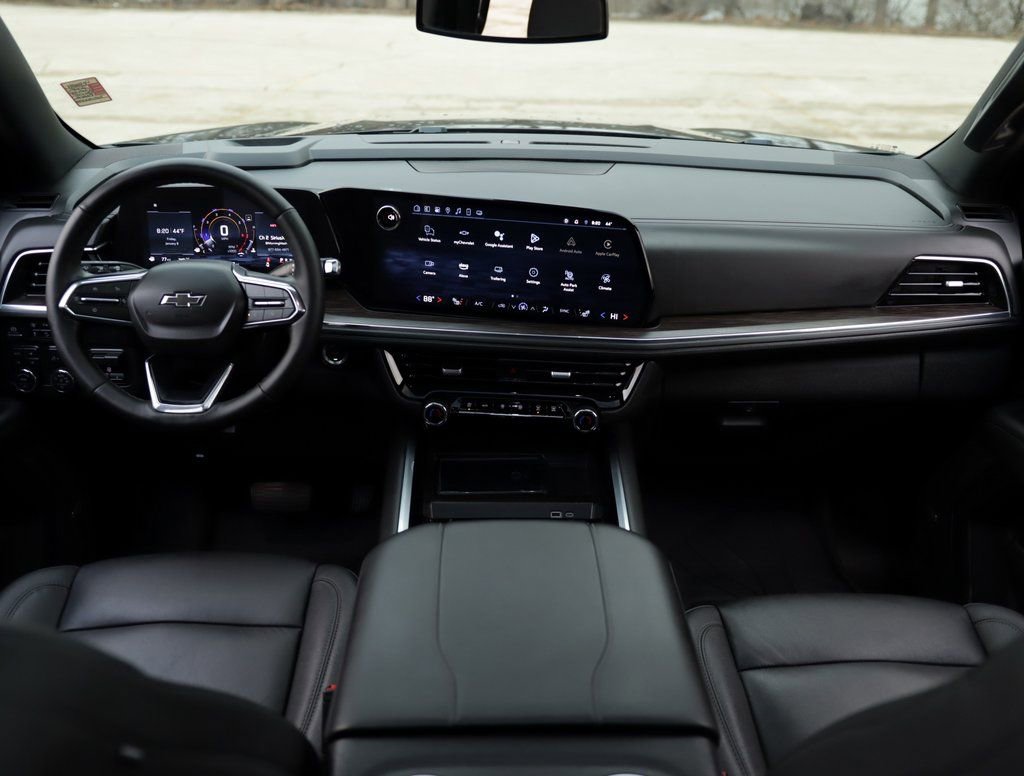 Used 2025 Chevrolet Tahoe Z71 w/ Z71 Off-Road Package image 22