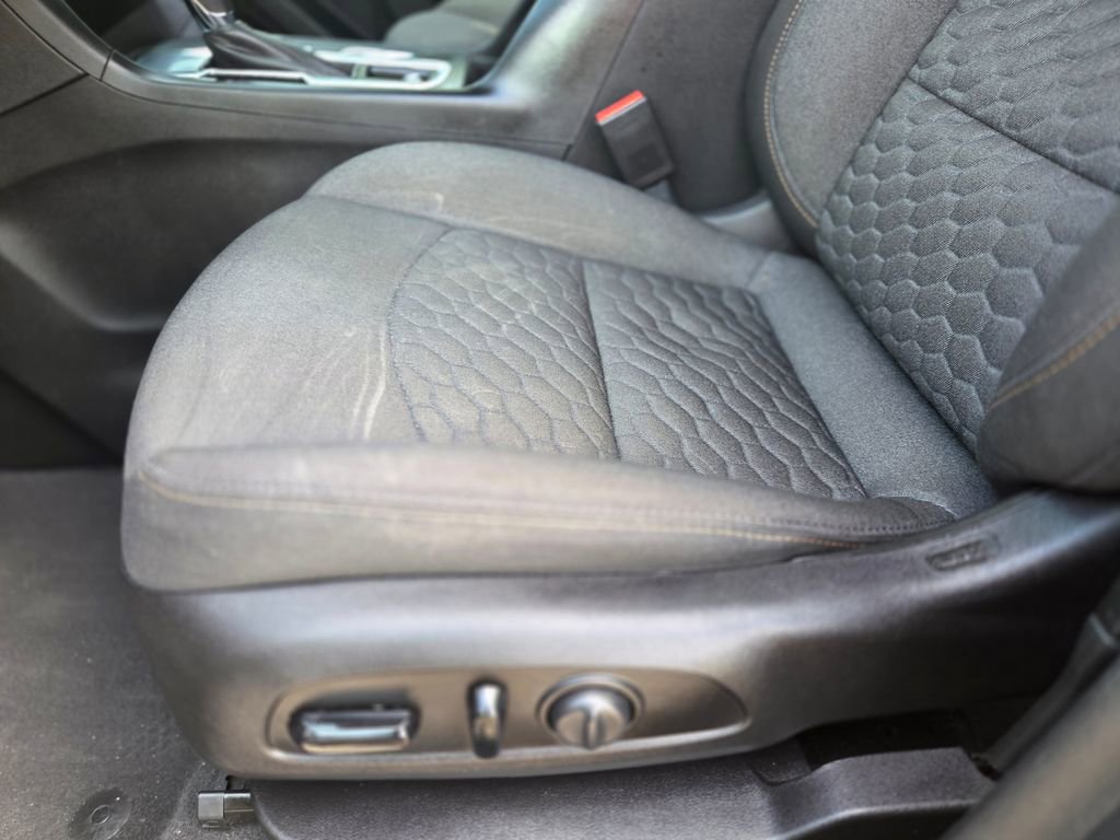 Used 2019 Chevrolet Equinox LT image 27