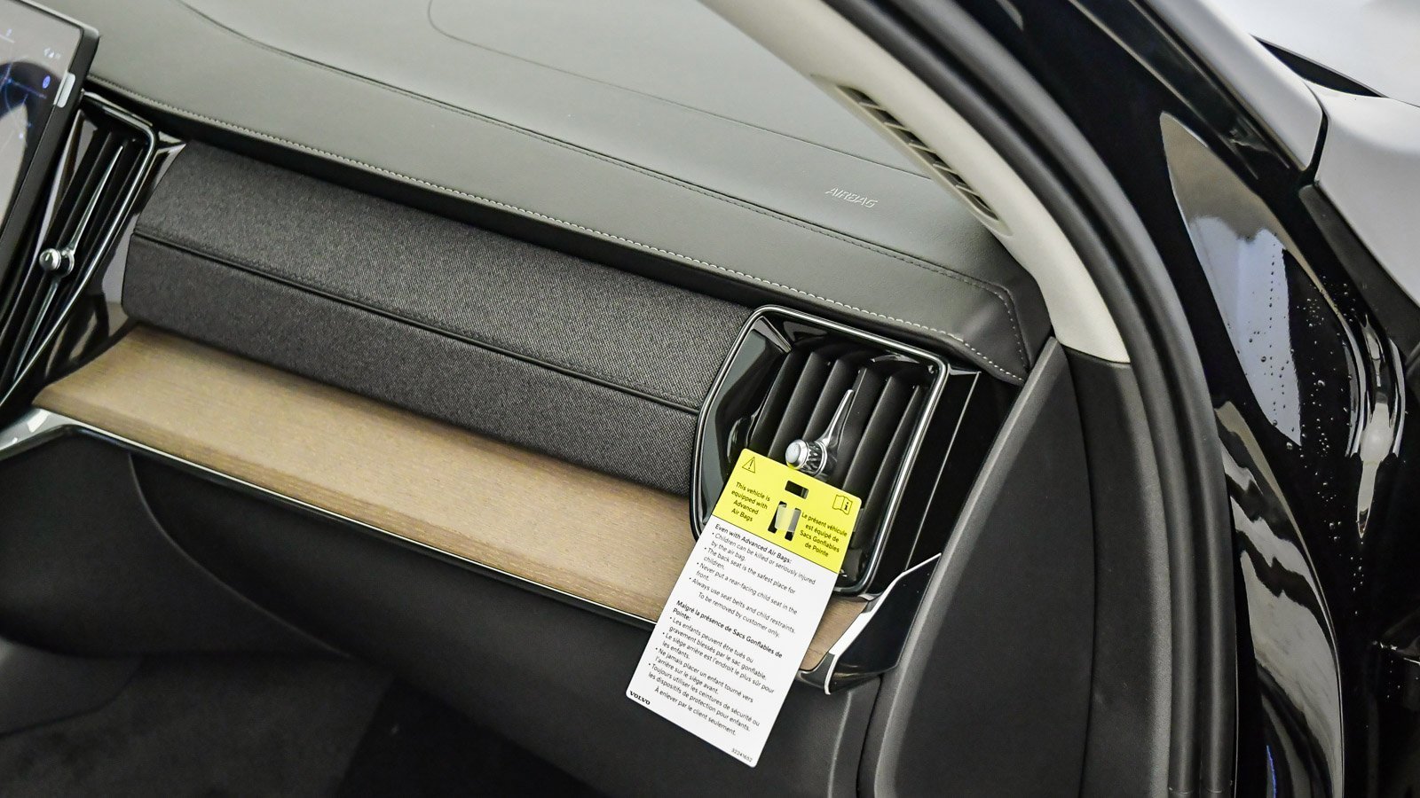 New 2026 Volvo XC90 B5 Core image 17