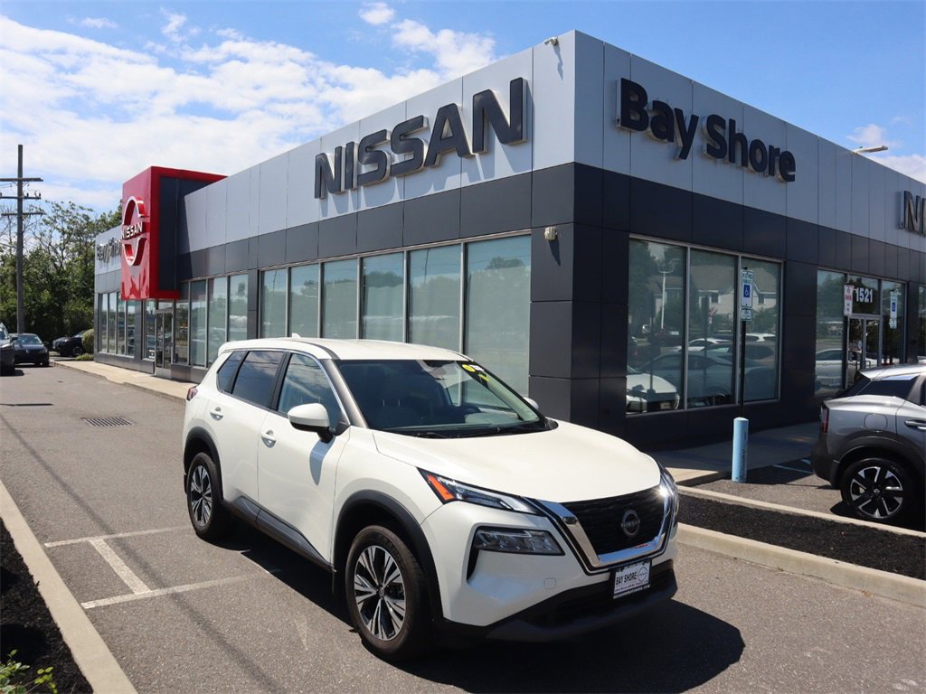 Certified 2023 Nissan Rogue SV image 2