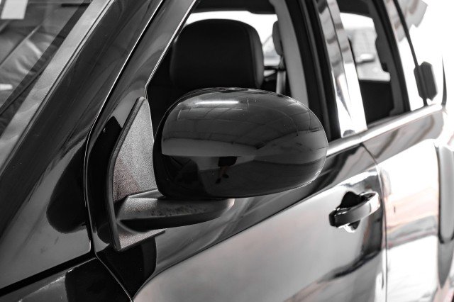 Used 2017 Jeep Compass High Altitude image 31