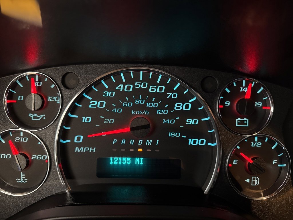 Used 2023 GMC Savana 2500 w/ Driver Convenience Package image 9