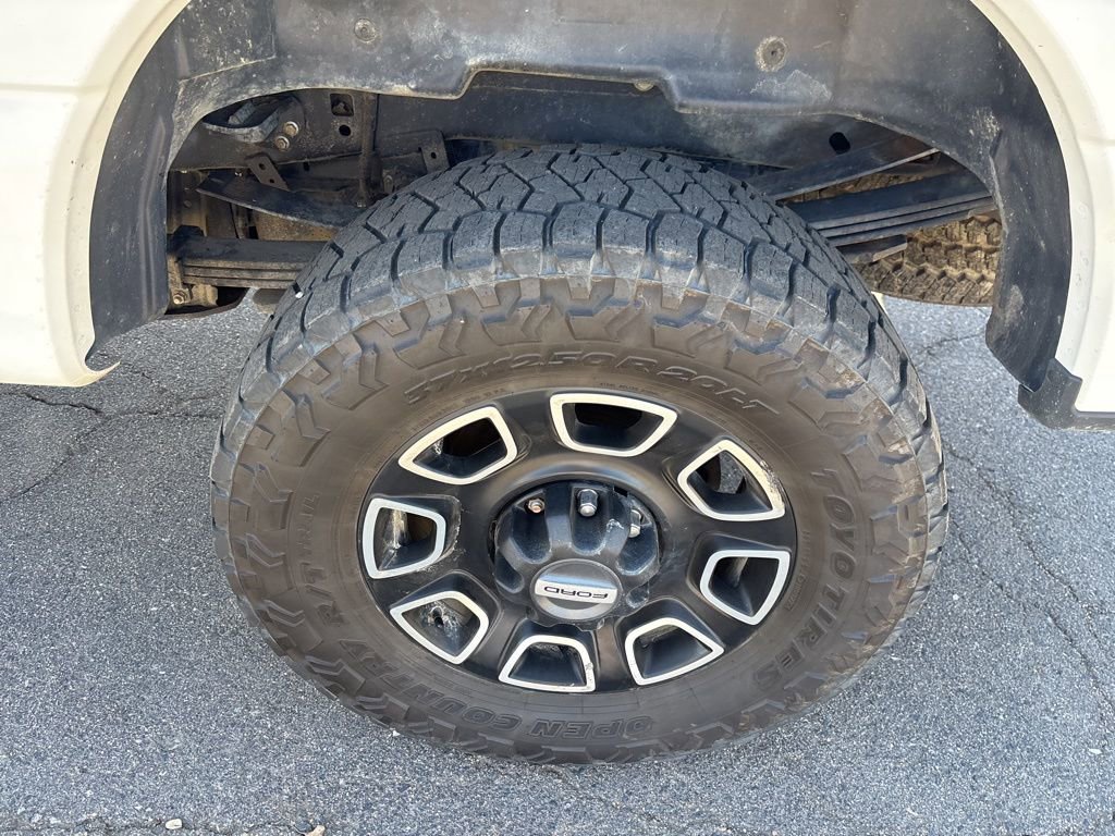 Used 2023 Ford F350 Platinum image 7