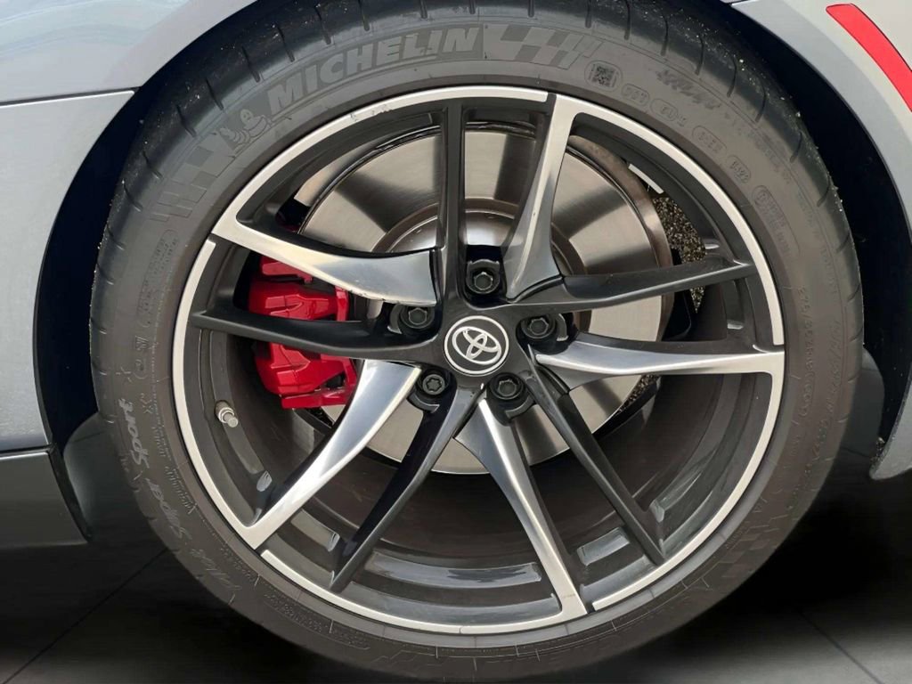 Used 2022 Toyota Supra Premium w/ Driver Assist Package image 29