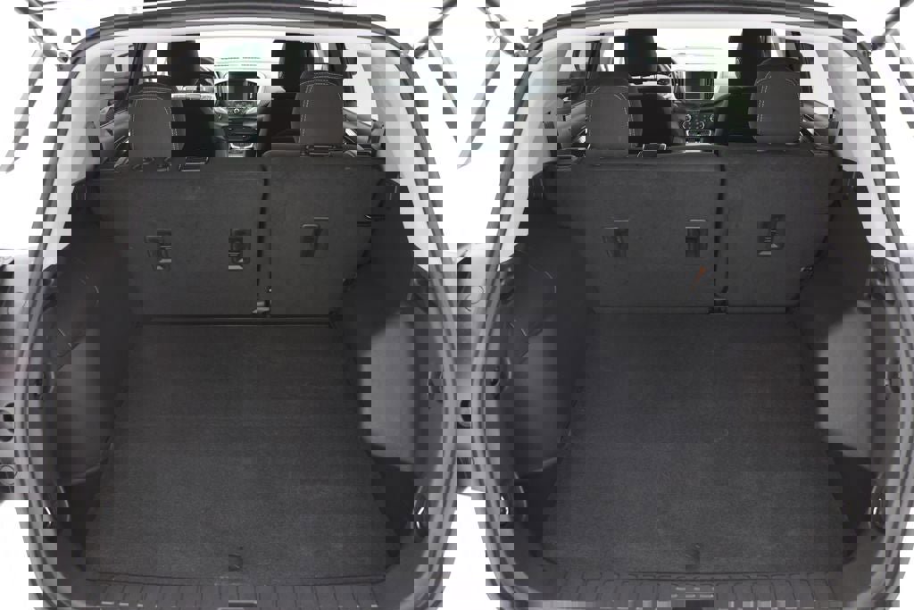 Used 2024 GMC Terrain SLE image 29