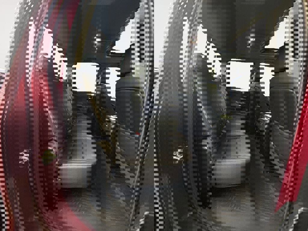 Used 2015 GMC Sierra 2500 SLT w/ Duramax Plus Package image 11