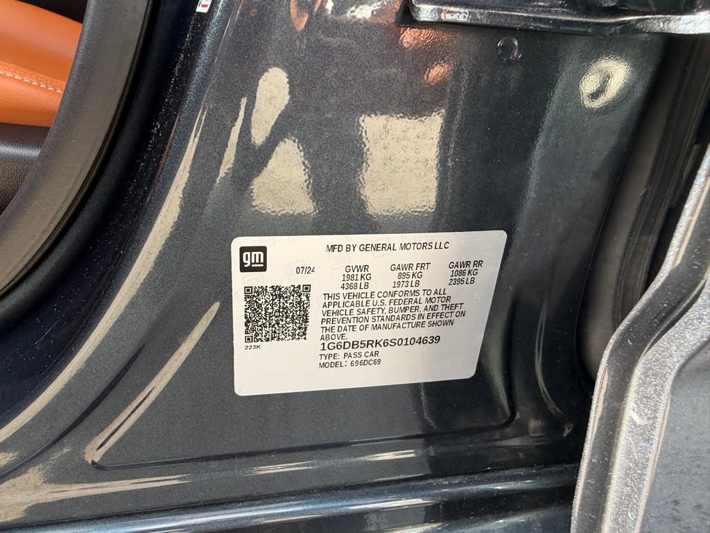 Used 2025 Cadillac CT4 Premium Luxury image 14