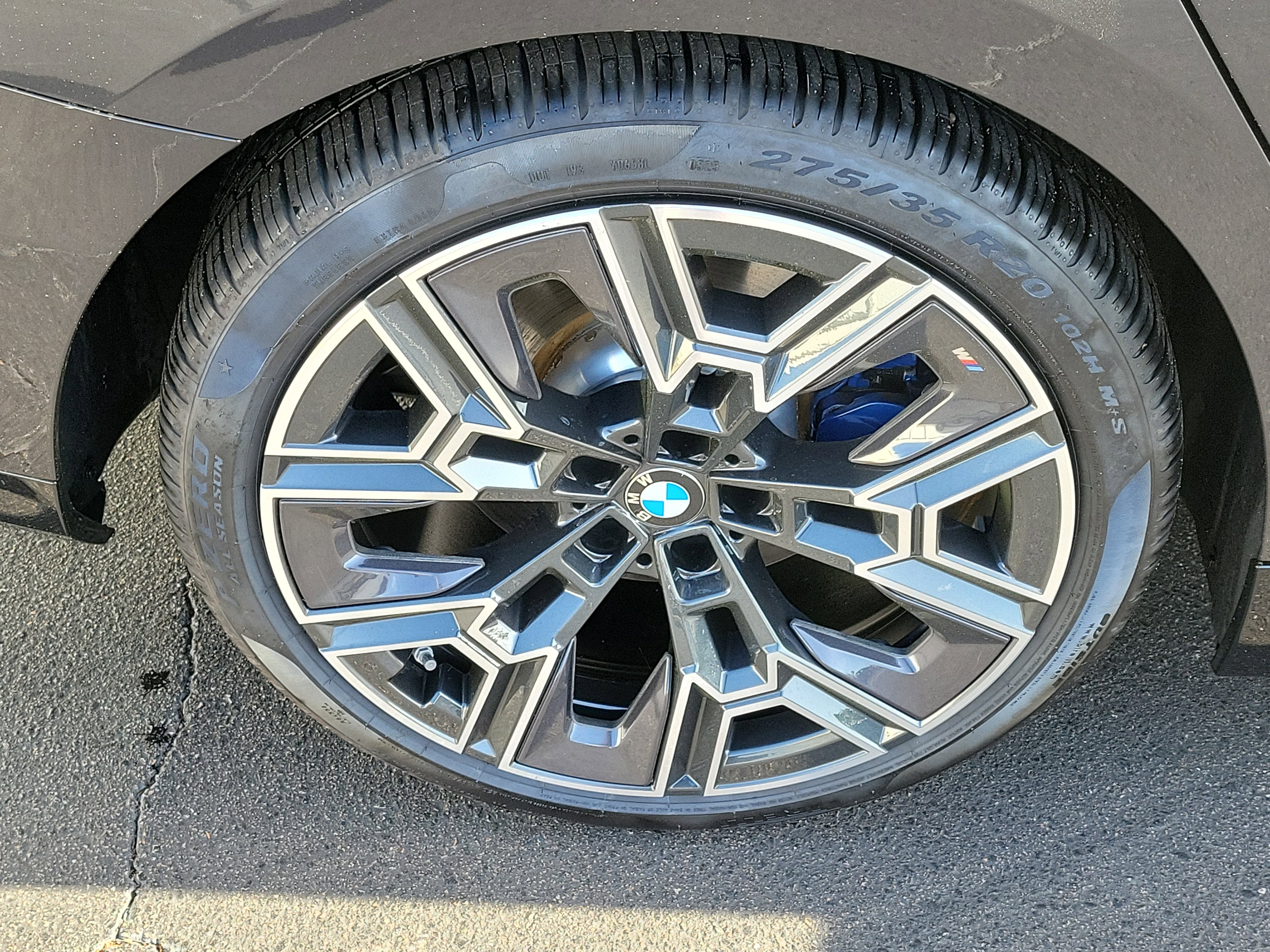 Used 2026 BMW 530i w/ M Sport Package image 6