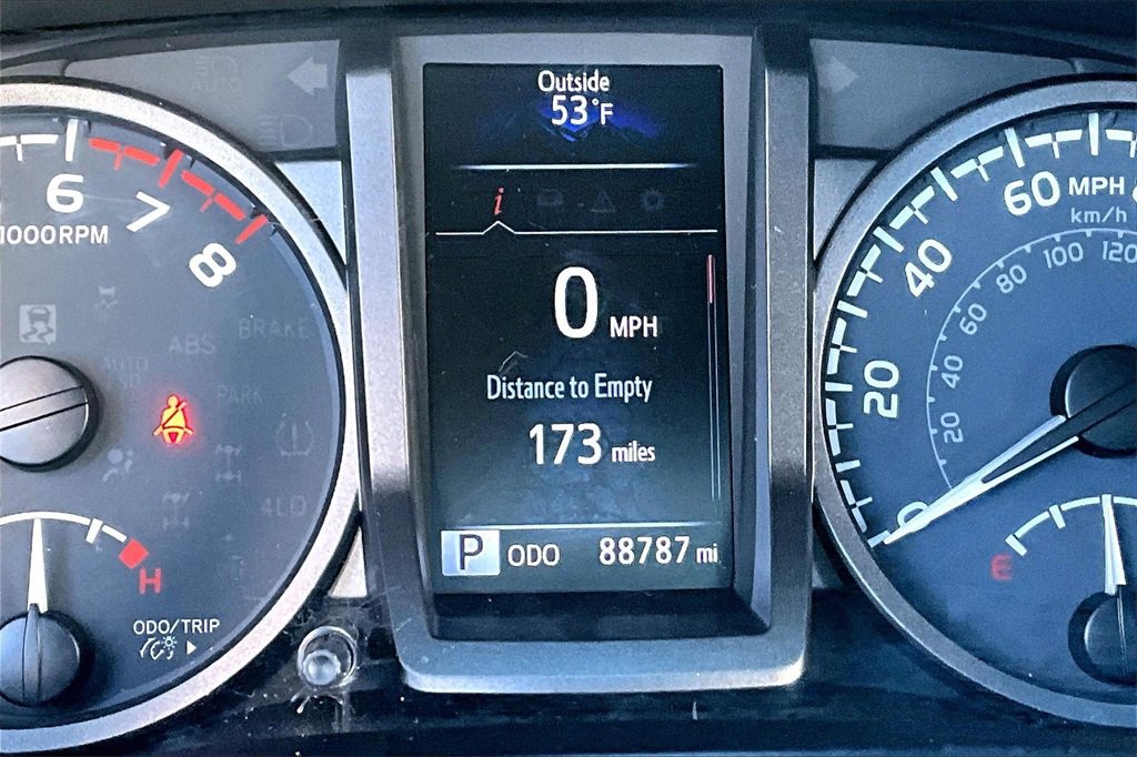 Certified 2021 Toyota Tacoma TRD Off-Road image 2