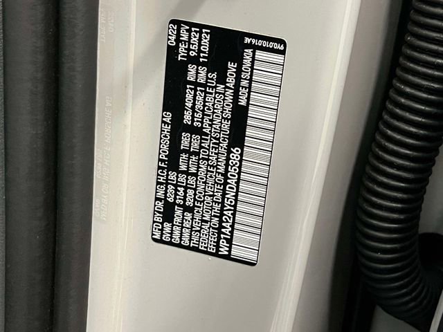 Used 2022 Porsche Cayenne Platinum Edition image 18