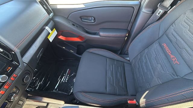 New 2026 Nissan Frontier PRO-4X w/ Pro-4x Convenience Package image 12