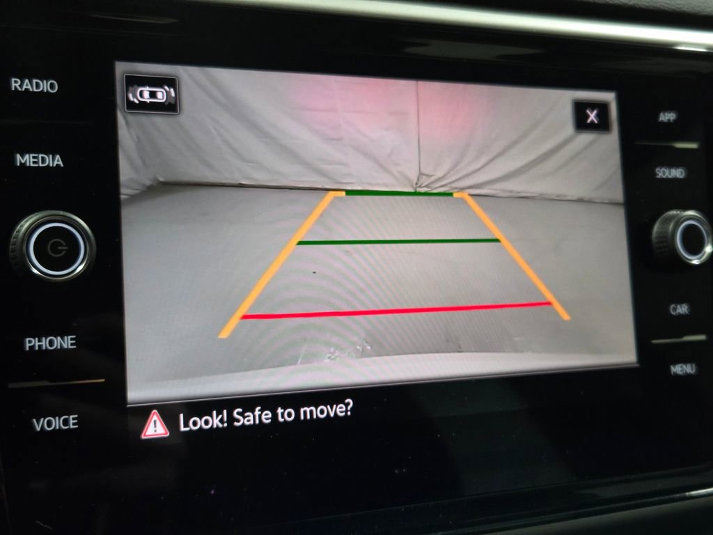 Used 2023 Volkswagen Atlas Cross Sport SE video 2