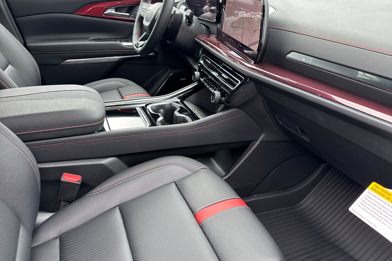 New 2026 Chevrolet Traverse RS w/ LPO, Floor Liner Package AWD/4WD image 16